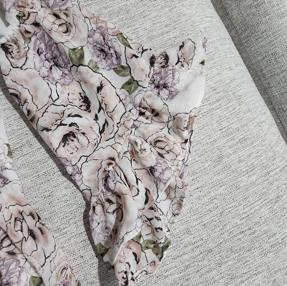 Romper - Picture 3 of 5